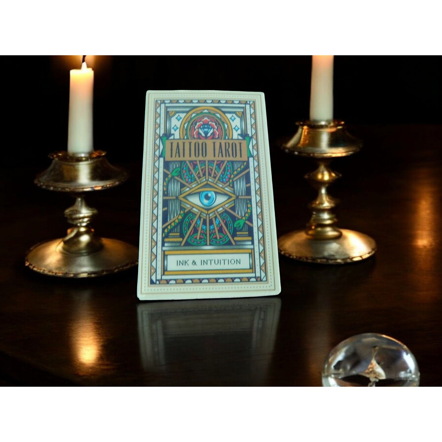 Cartes de tarot de tatouage par Ink & Intuition - Jeu mystique pour lectures intuitives et conseils spirituels
