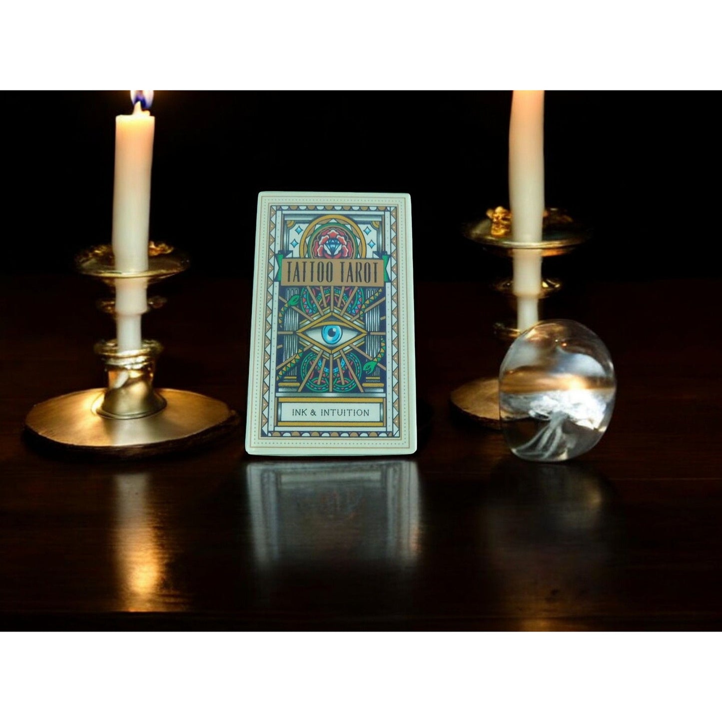 Cartes de tarot de tatouage par Ink & Intuition - Jeu mystique pour lectures intuitives et conseils spirituels