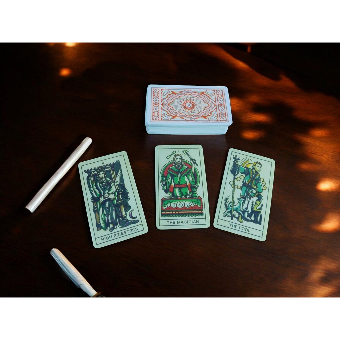 Cartes de tarot de tatouage par Ink & Intuition - Jeu mystique pour lectures intuitives et conseils spirituels