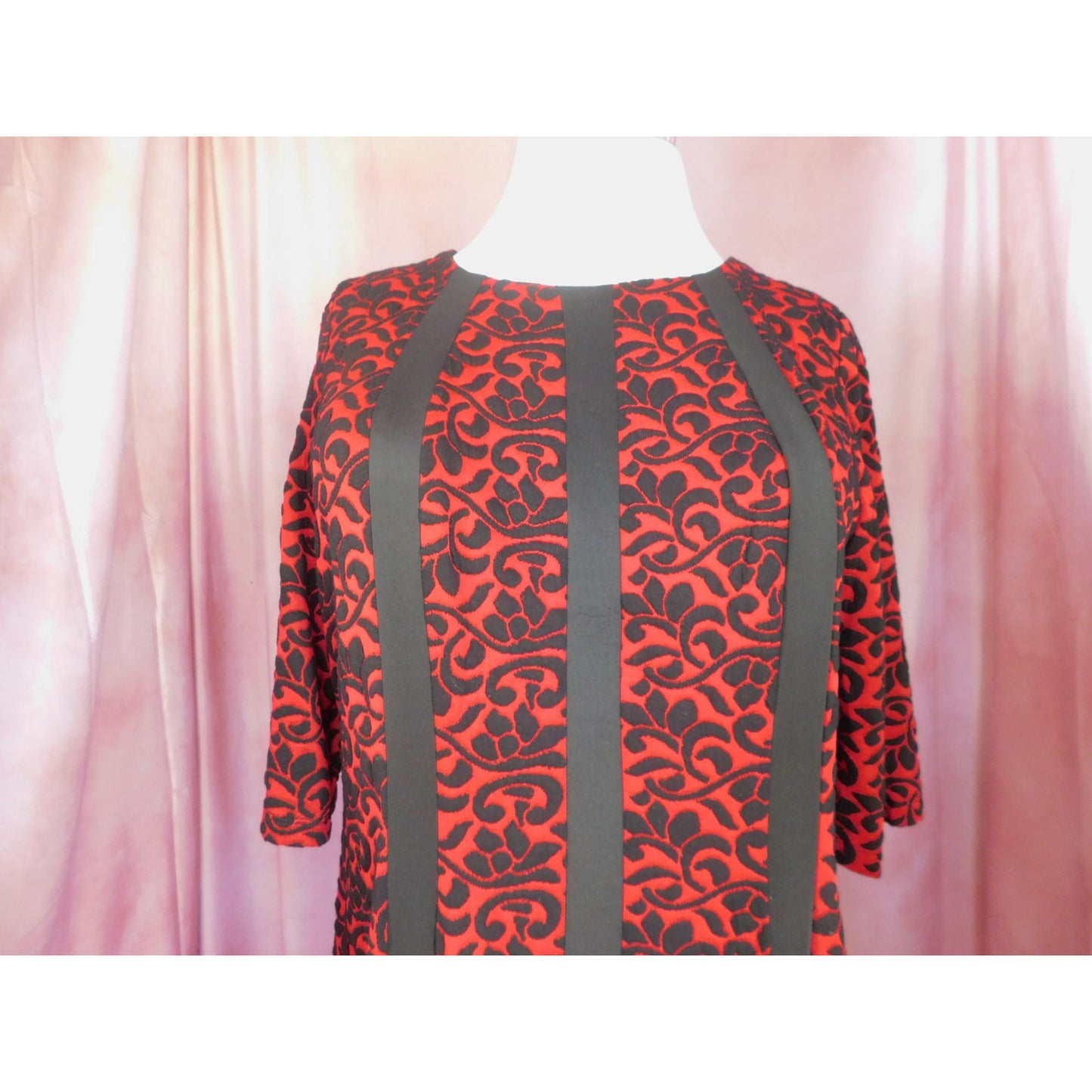 Plus Size Red Black Jacquard Shift Dress Woman 20 Classic Elegance