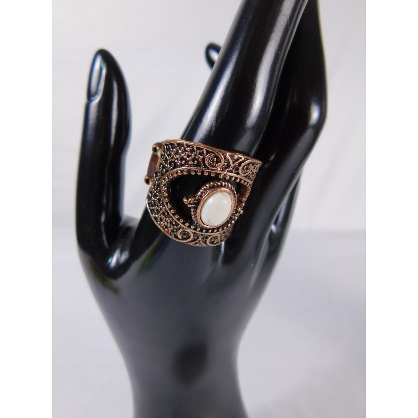 Vintage Copper Tone Filigree Stretch Ring Statement Oval White Stone Costume Jew