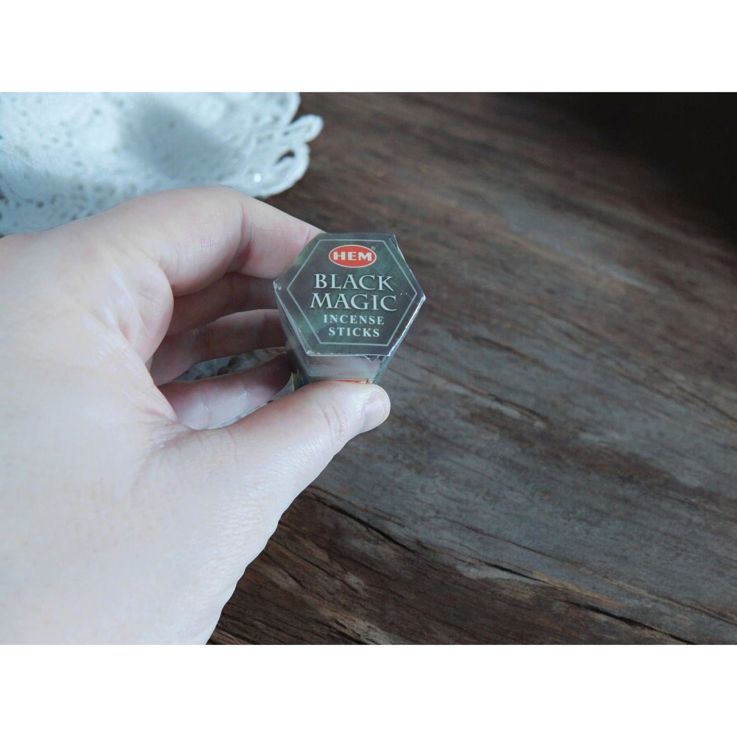 Bâtonnets d'encens Hem Black Magic 20 unités Parfum mystique pour la relaxation, la méditation et les pratiques spirituelles