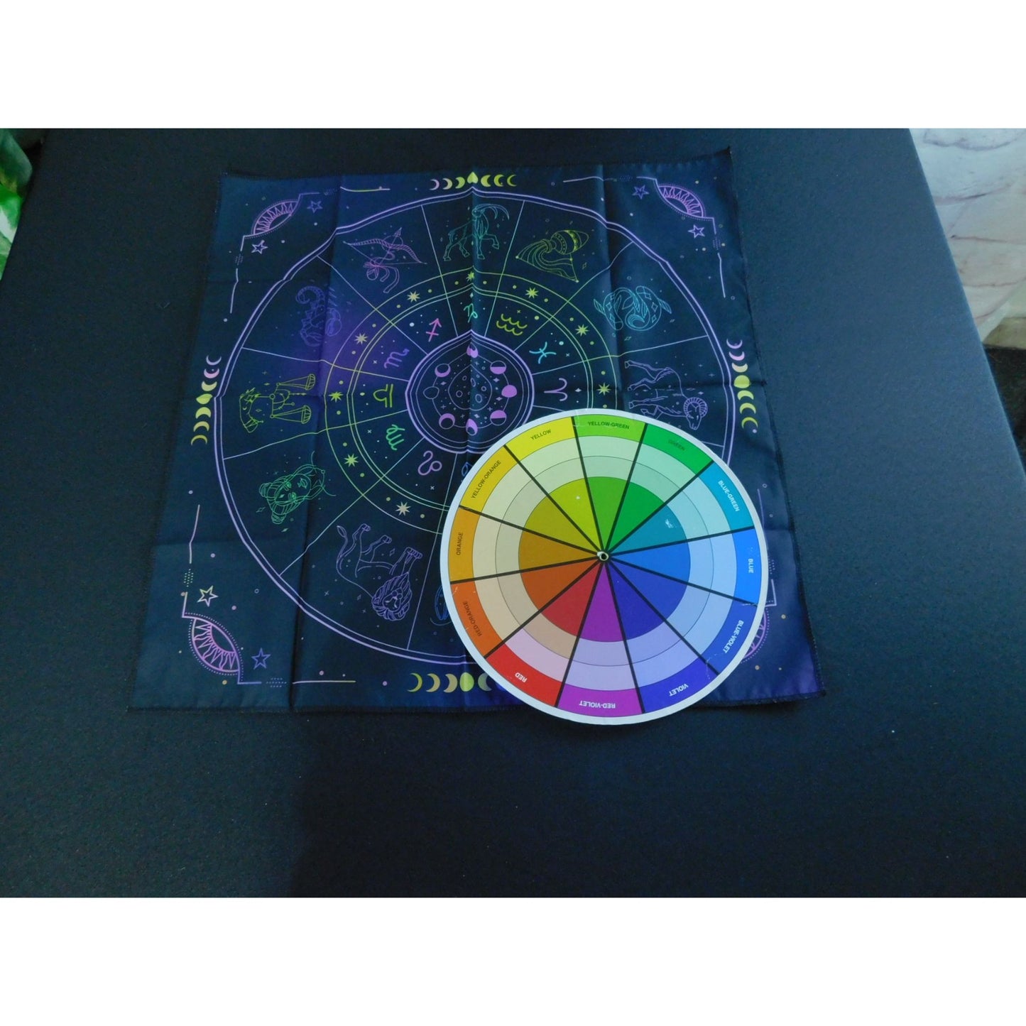 Nappe d'autel avec constellations et phases de lune célestes pour la divination du tarot