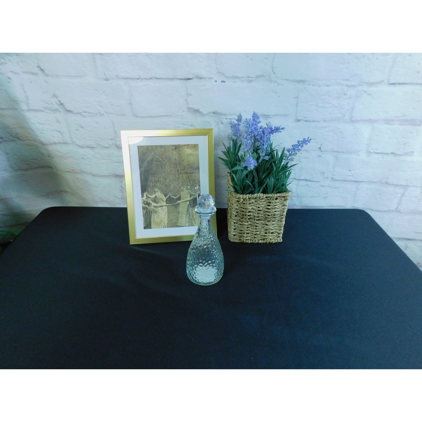 Carafe avec bouchon en verre martelé transparent d'inspiration vintage au design texturé