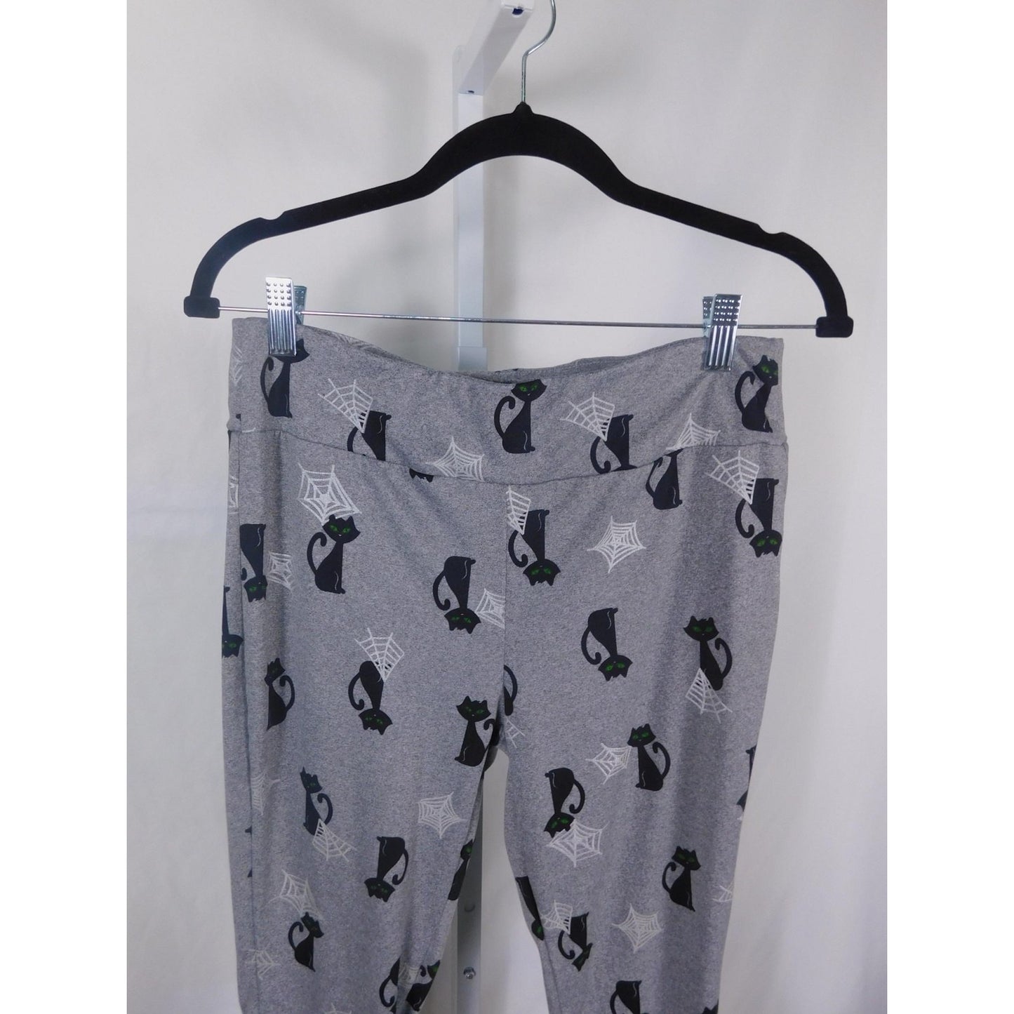 Feeling Festive Leggings Womens Medium Gray Black Cat Spider Web Witchy