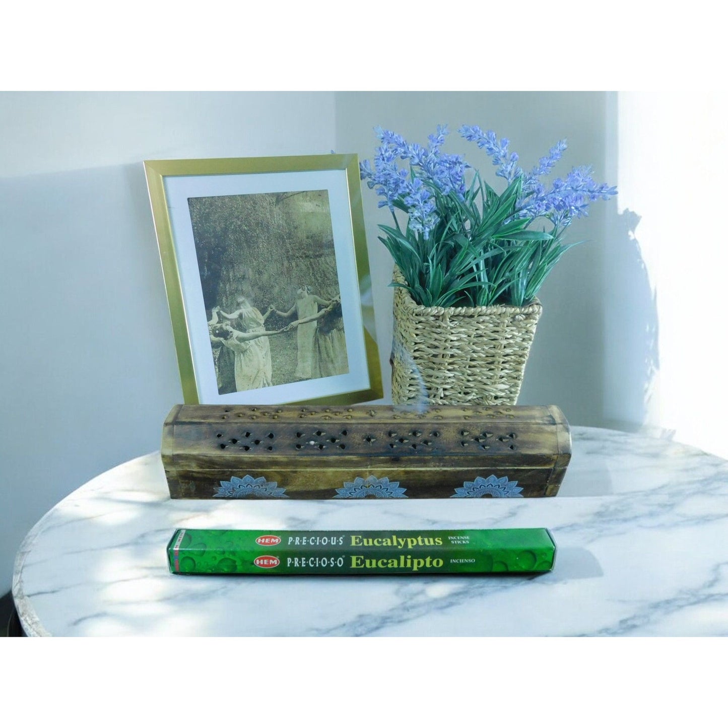 Lot de 20 bâtonnets d'encens HEM Precioso à l'eucalyptus, parfum aromatique de 21 cm de long