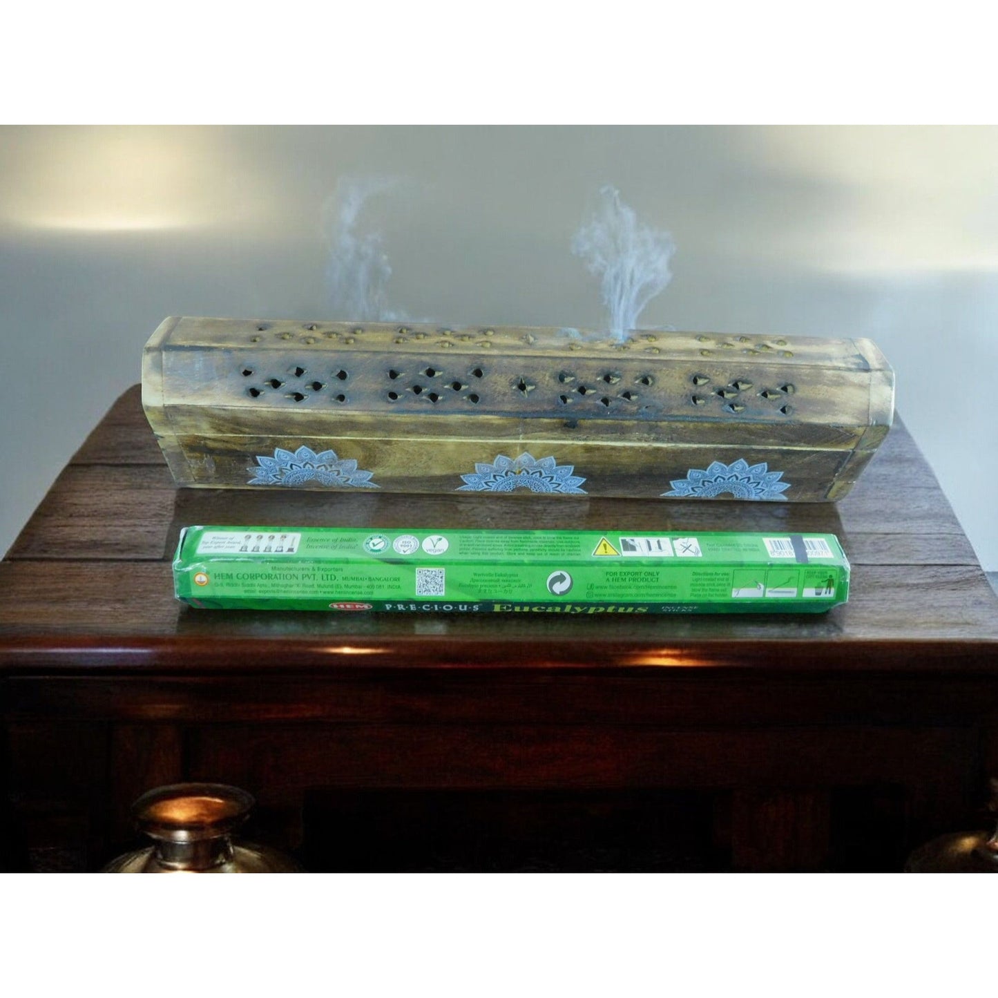 Lot de 20 bâtonnets d'encens HEM Precioso à l'eucalyptus, parfum aromatique de 21 cm de long