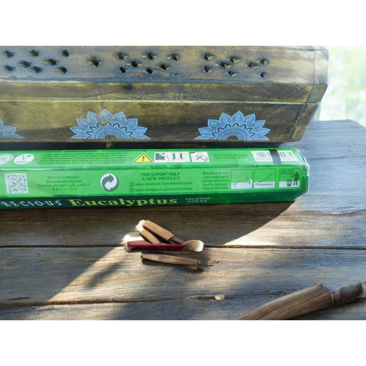 Lot de 20 bâtonnets d'encens HEM Precioso à l'eucalyptus, parfum aromatique de 21 cm de long