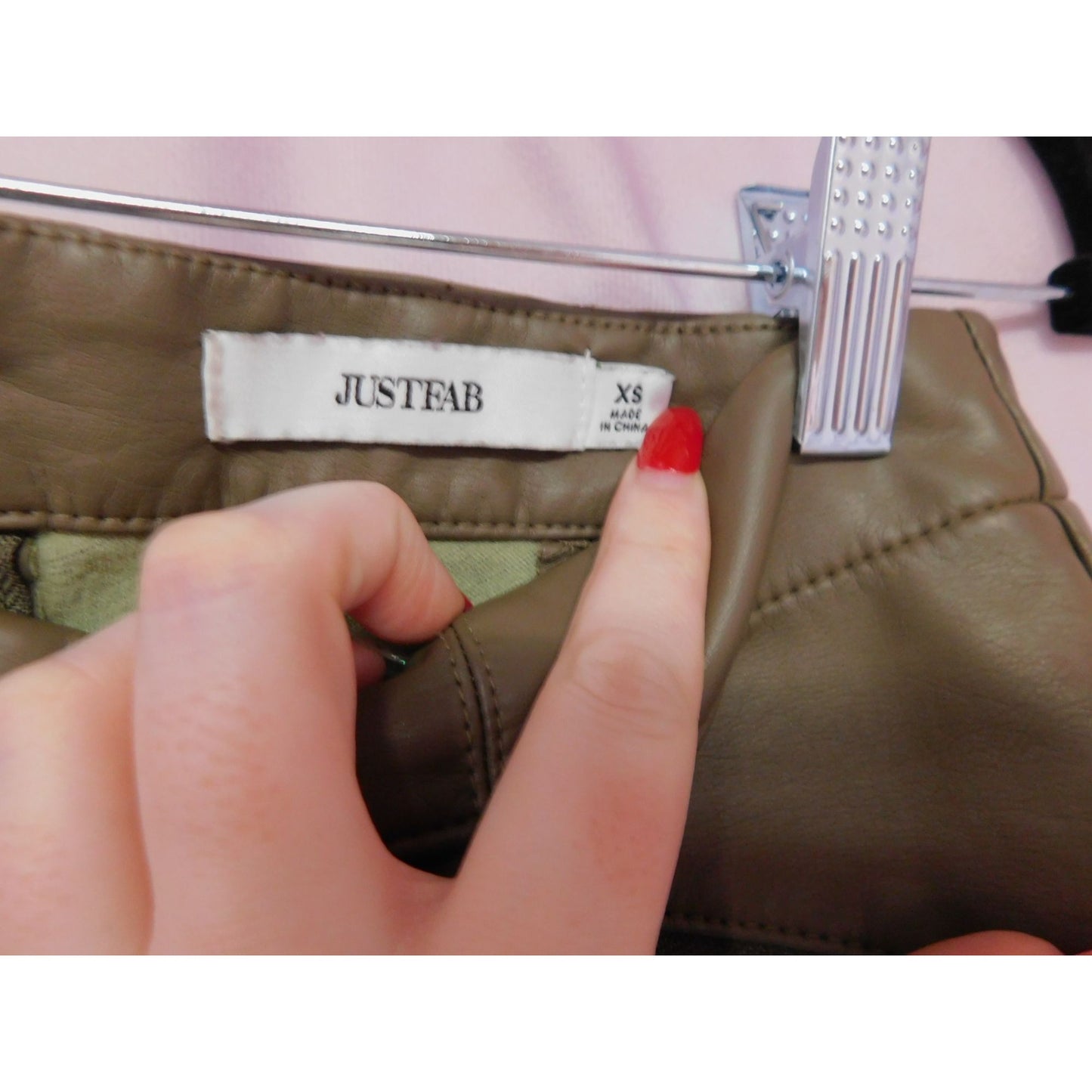 Pantalon fuselé en similicuir avec fermeture éclair à la cheville JustFab XS Marron