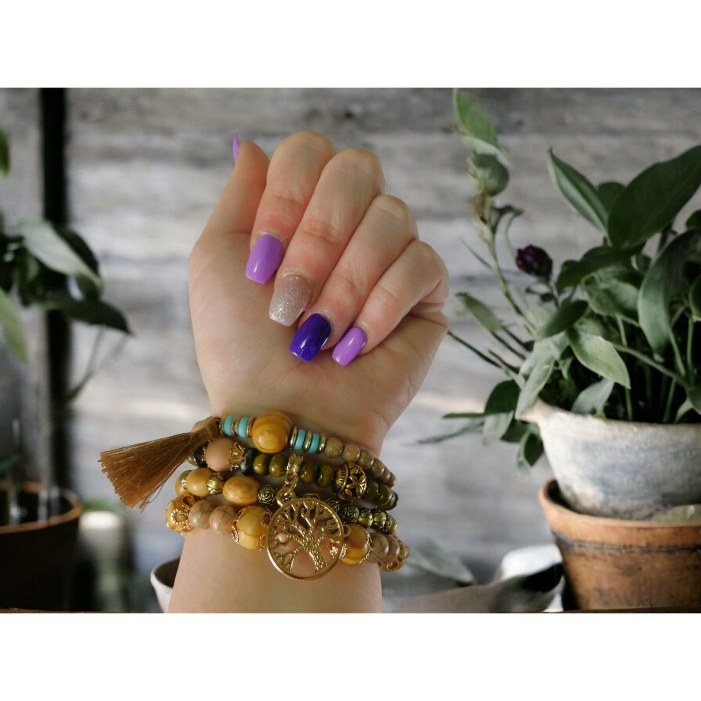 Bracelet de perles multicouches bohème avec pompon et breloque arbre de vie pour femme