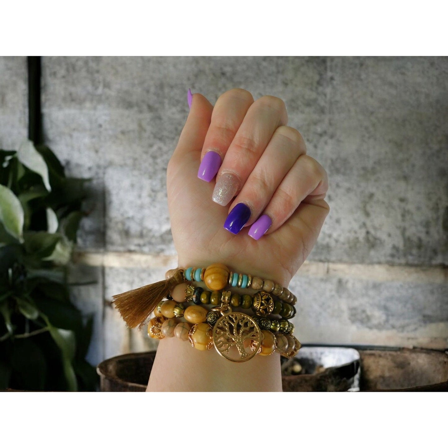 Bracelet de perles multicouches bohème avec pompon et breloque arbre de vie pour femme