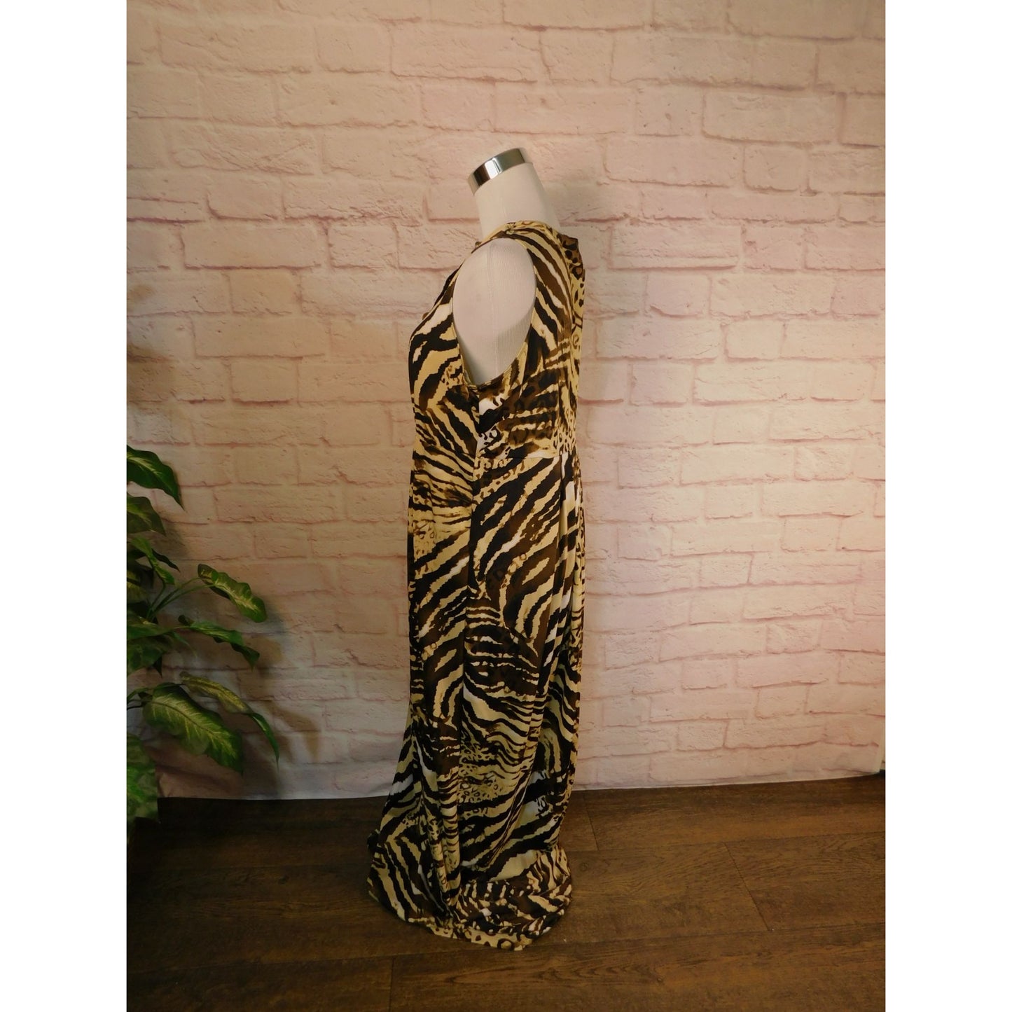 Animal Print Maxi Dress With Beaded Necklace By Lennie For Nina Leonard Size L