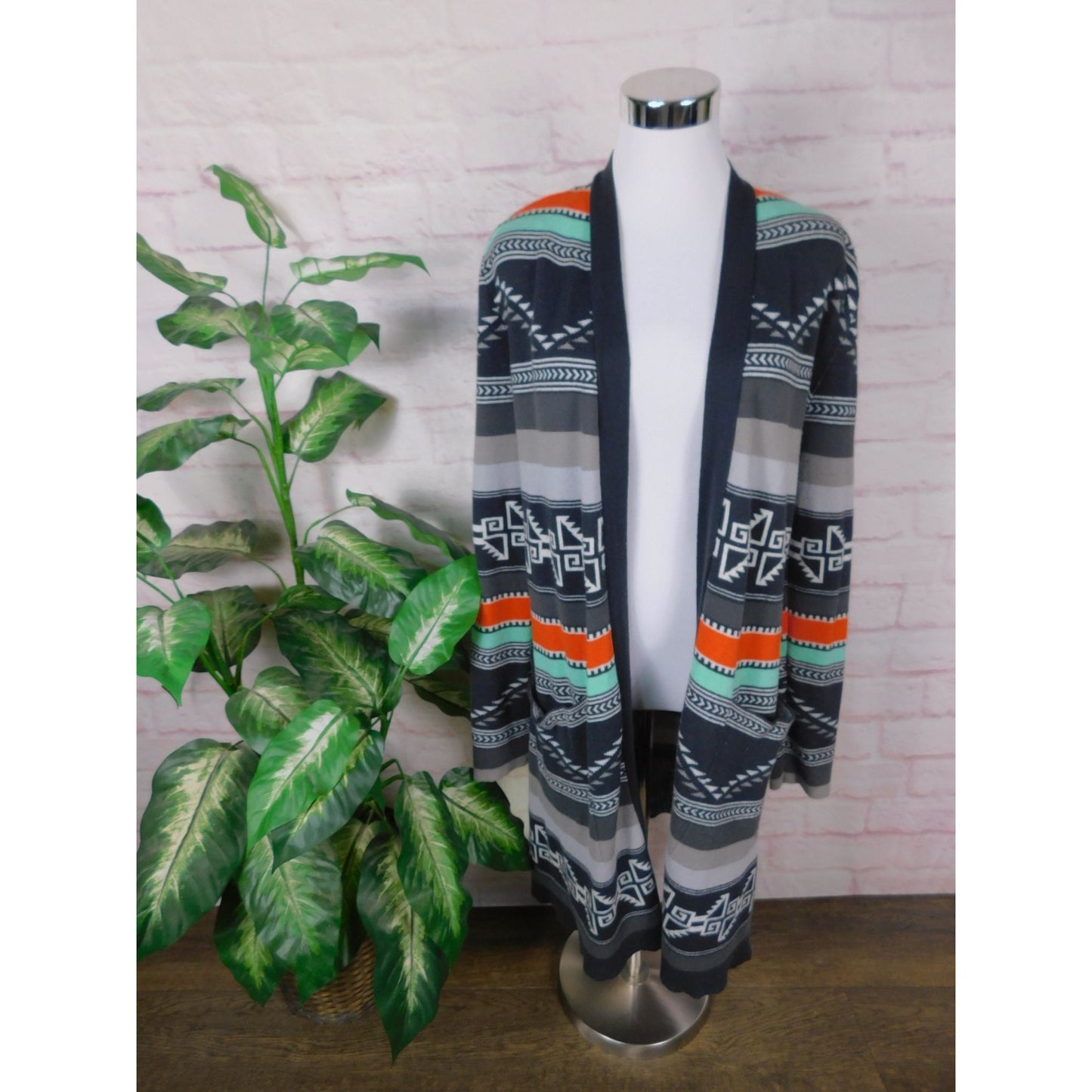 Billabong Knit Cardigan Boho Aztec Southwestern Open Front M