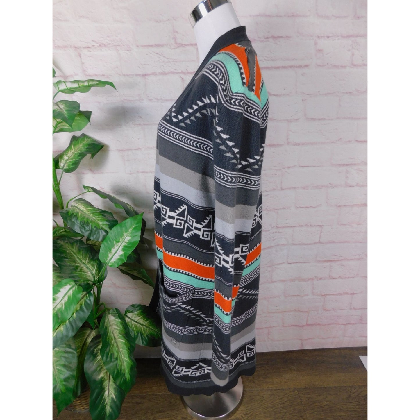 Billabong Knit Cardigan Boho Aztec Southwestern Open Front M