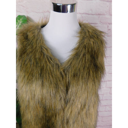 Faux Fur Vest Medium - Boho Chic with Hook & Eye Closure, Warm Layering