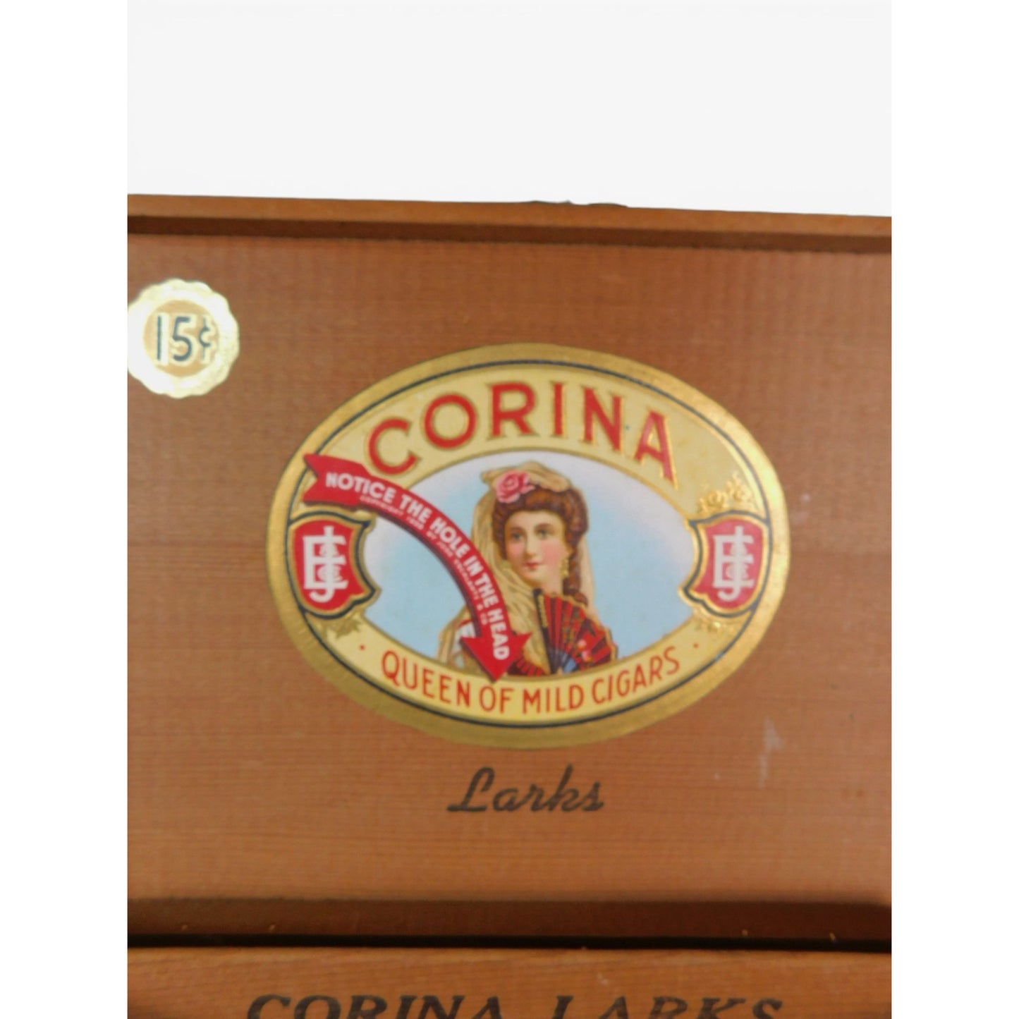 Antique Corina Larks Wooden Cigar Box Queen of Mild Cigars