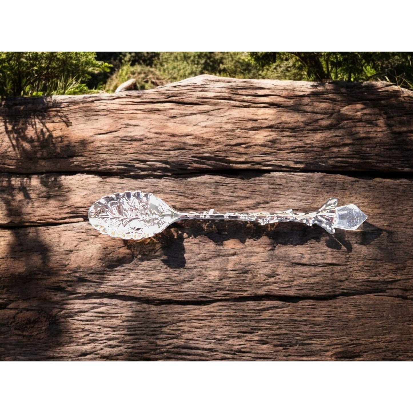 Carved Leaf Spoon with Crystal Accent, Apothecary Witchcraft Decor, 4.33"