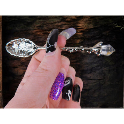 Carved Leaf Spoon with Crystal Accent, Apothecary Witchcraft Decor, 4.33"
