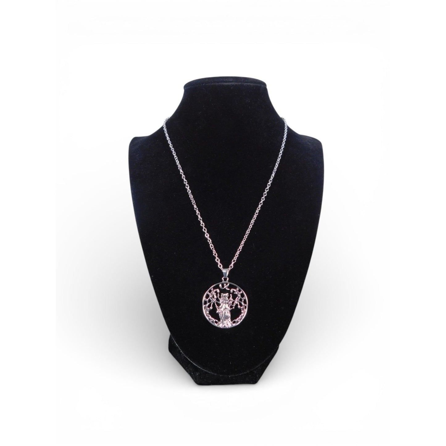 Goddess Tree Of Life Pendant Necklace Silver Tone Round Chain Wiccan Fantasy