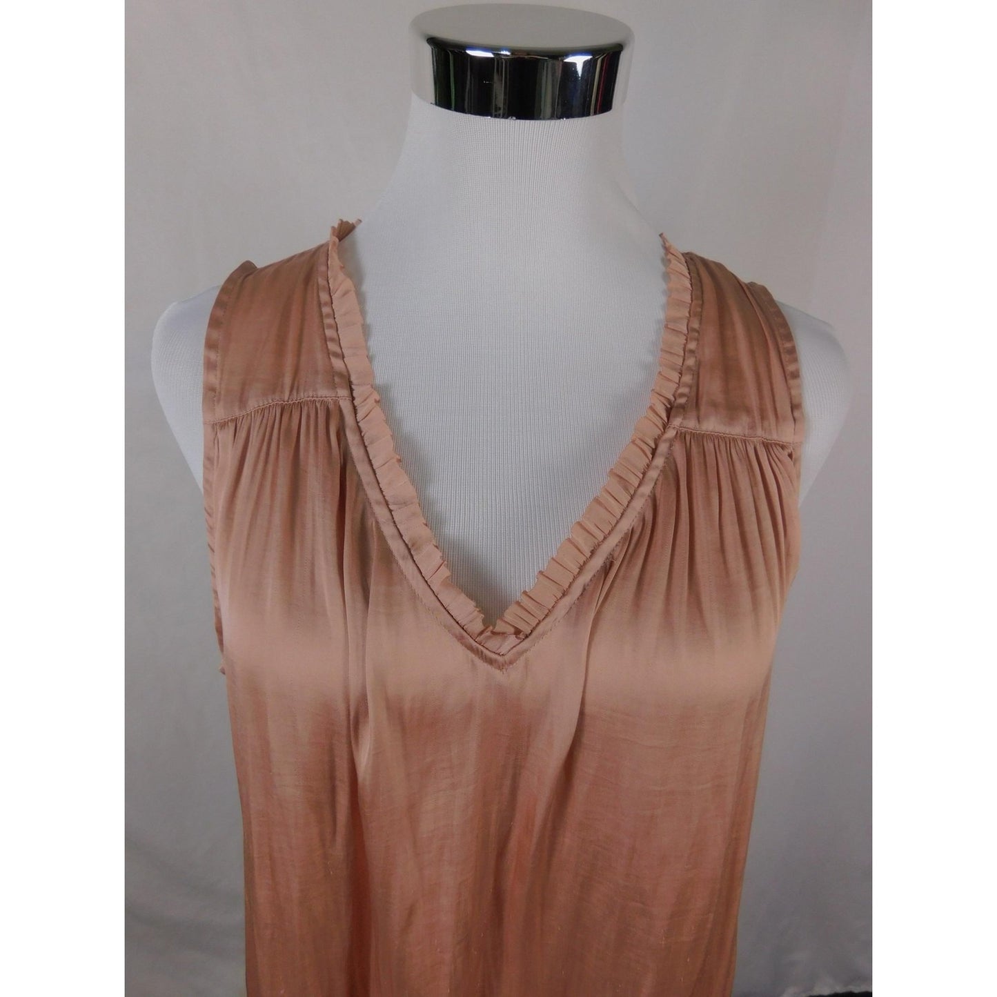 Banana Republic Blush Satin Blouse M V-Neck Ruffle