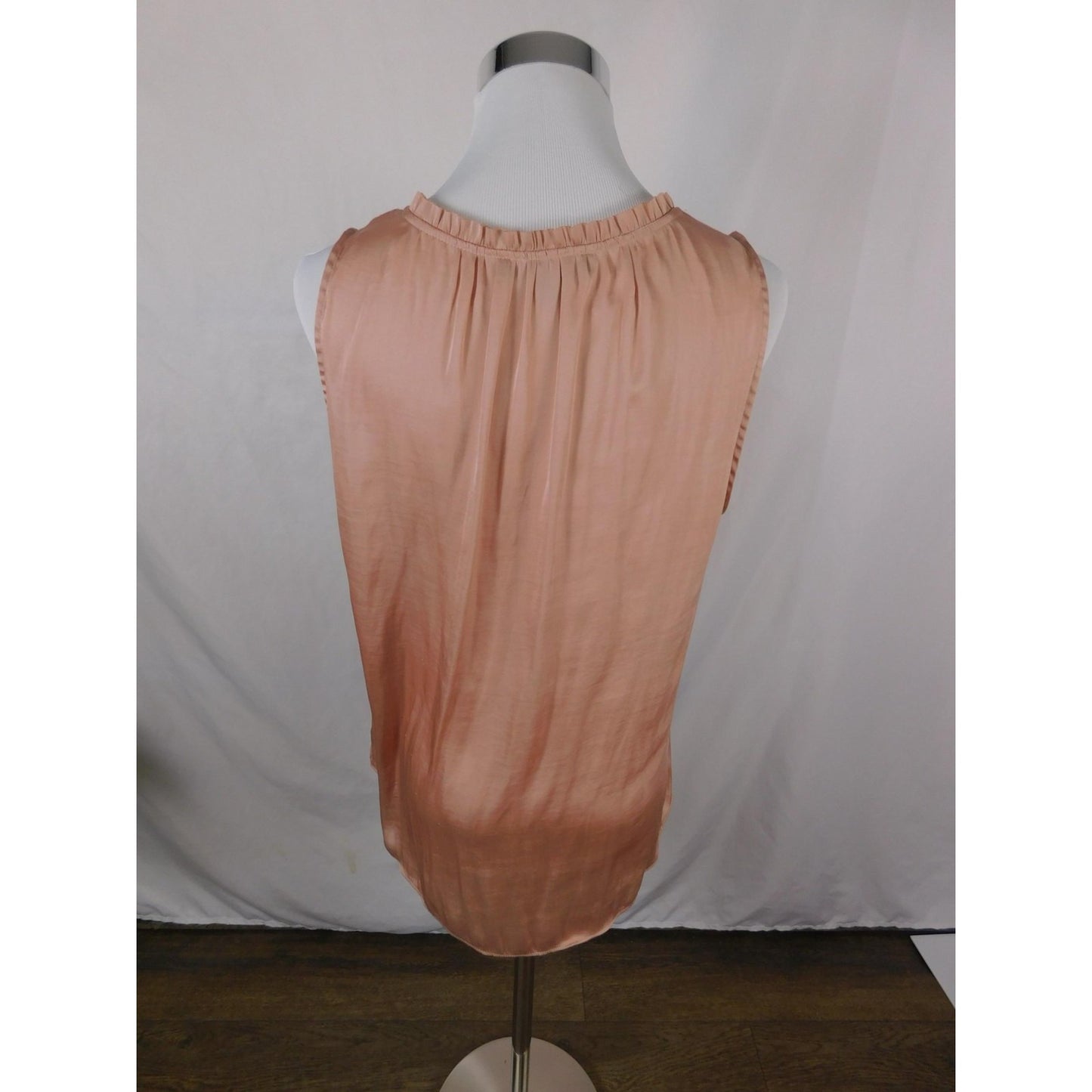 Banana Republic Blush Satin Blouse M V-Neck Ruffle