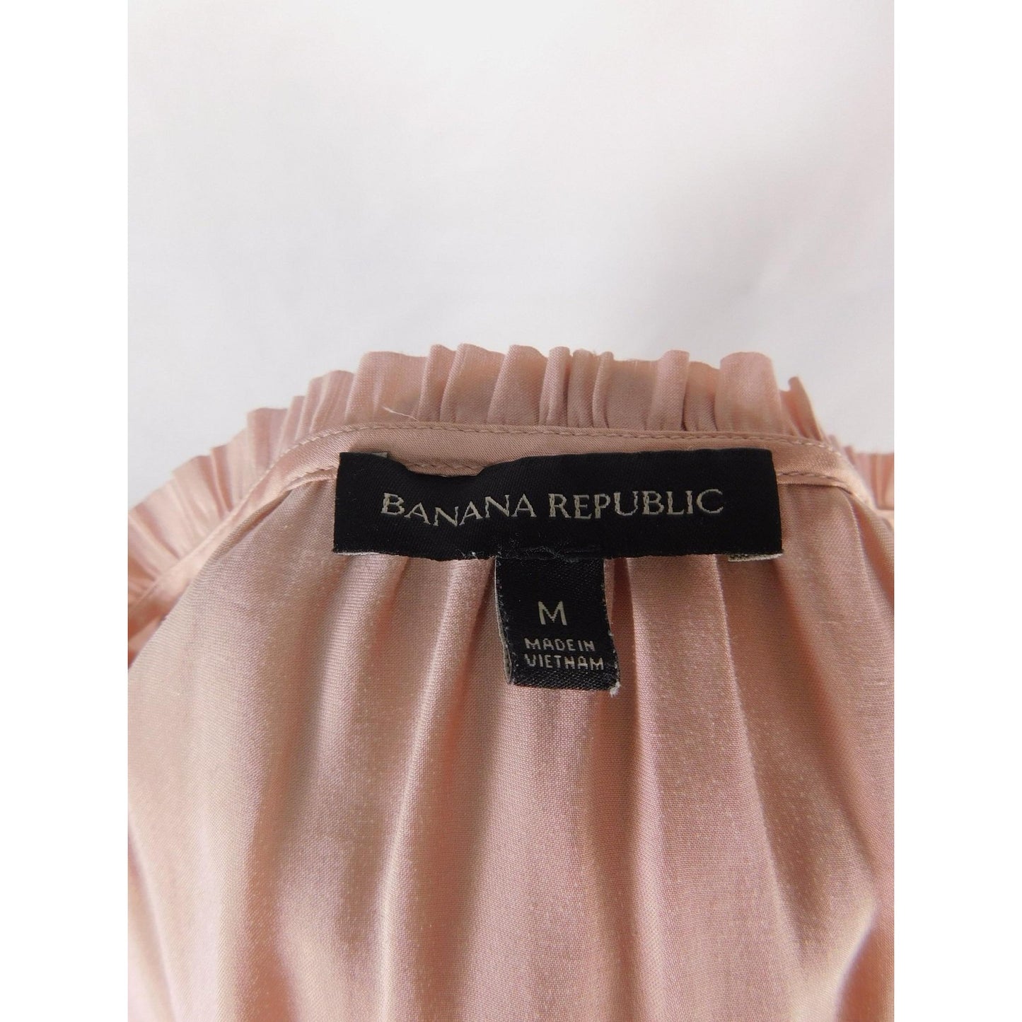 Banana Republic Blush Satin Blouse M V-Neck Ruffle