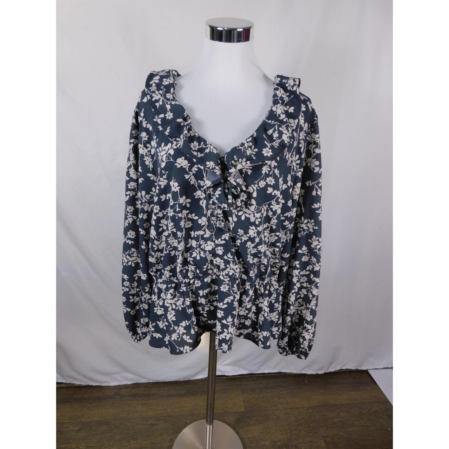 Old Navy Floral Peplum Blouse 2XL - Ruffle V-Neck - Excellent - Witchcore Earth