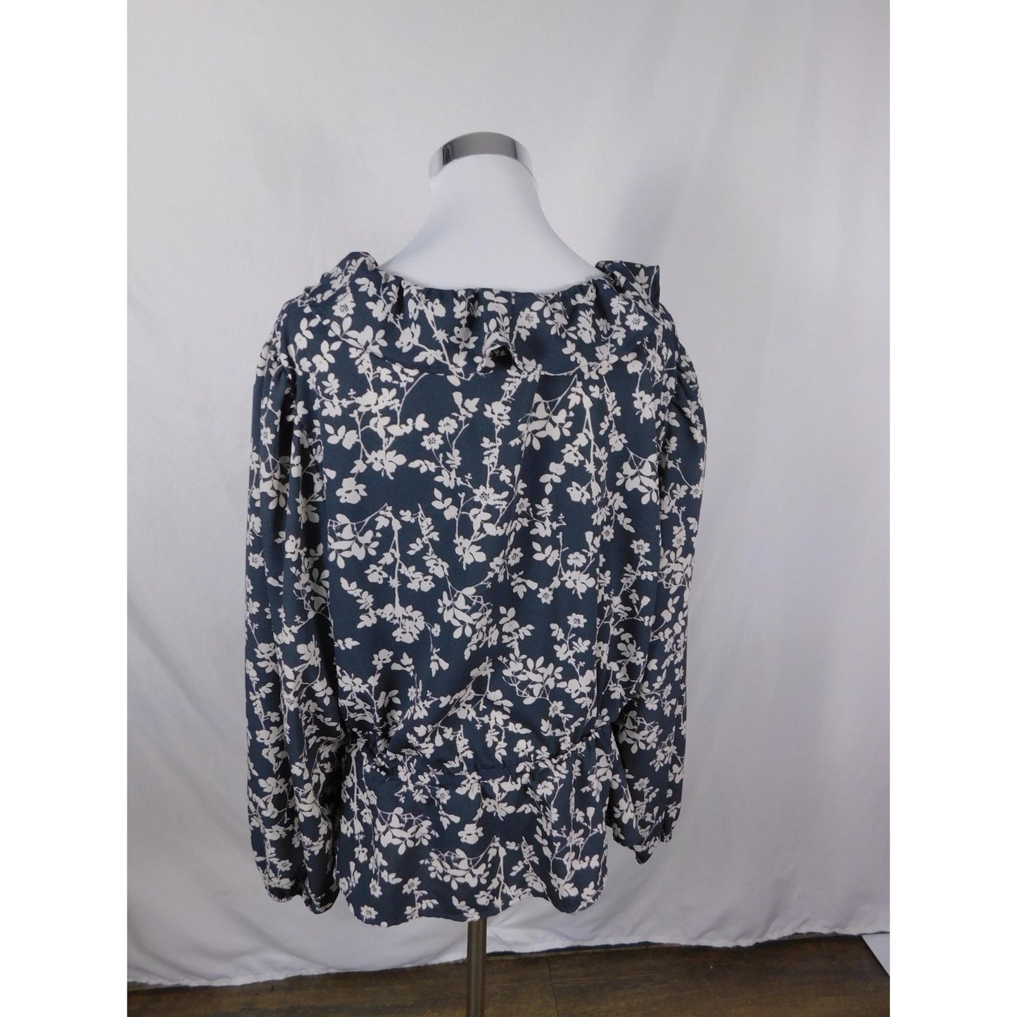 Old Navy Floral Peplum Blouse 2XL - Ruffle V-Neck - Excellent - Witchcore Earth