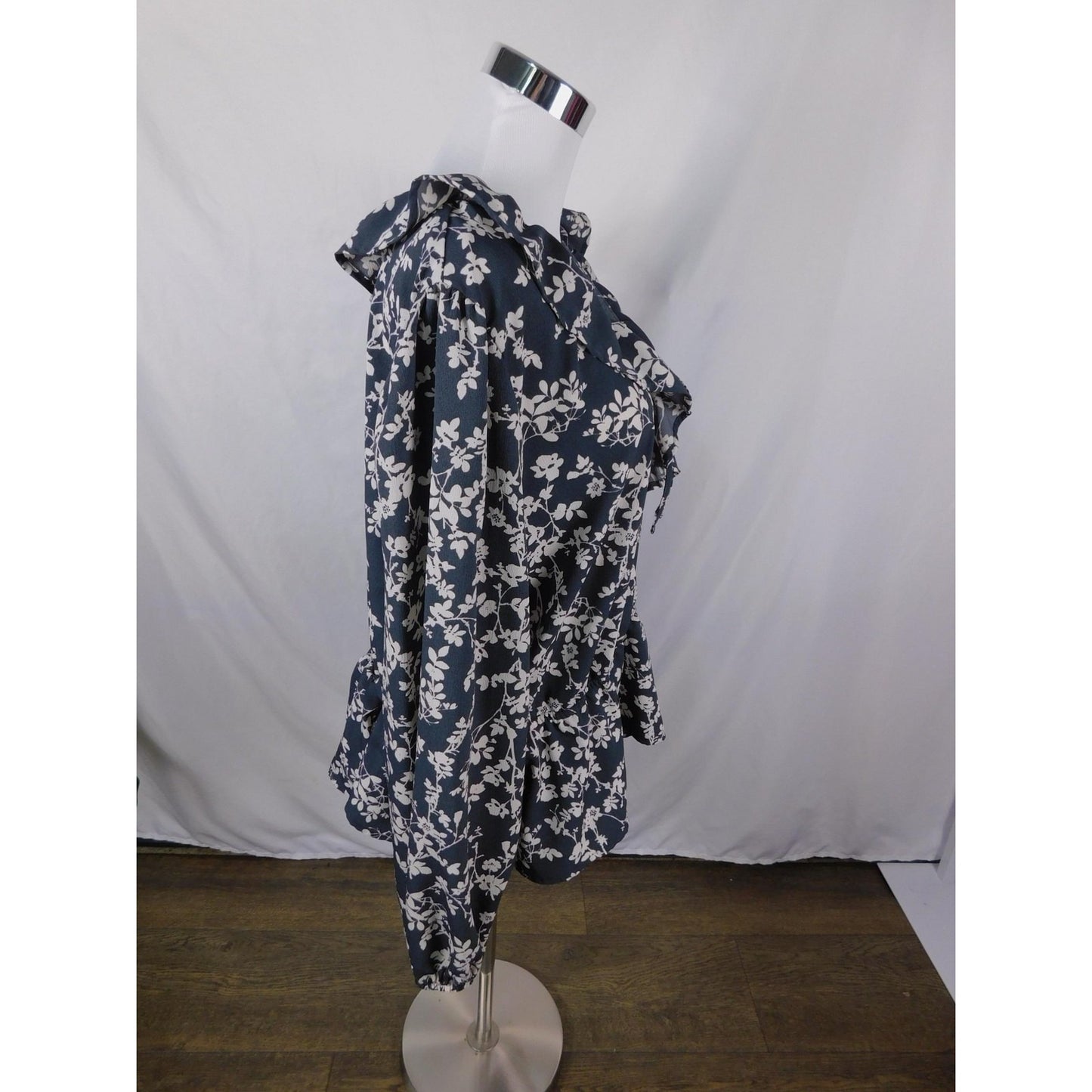 Old Navy Floral Peplum Blouse 2XL - Ruffle V-Neck - Excellent - Witchcore Earth