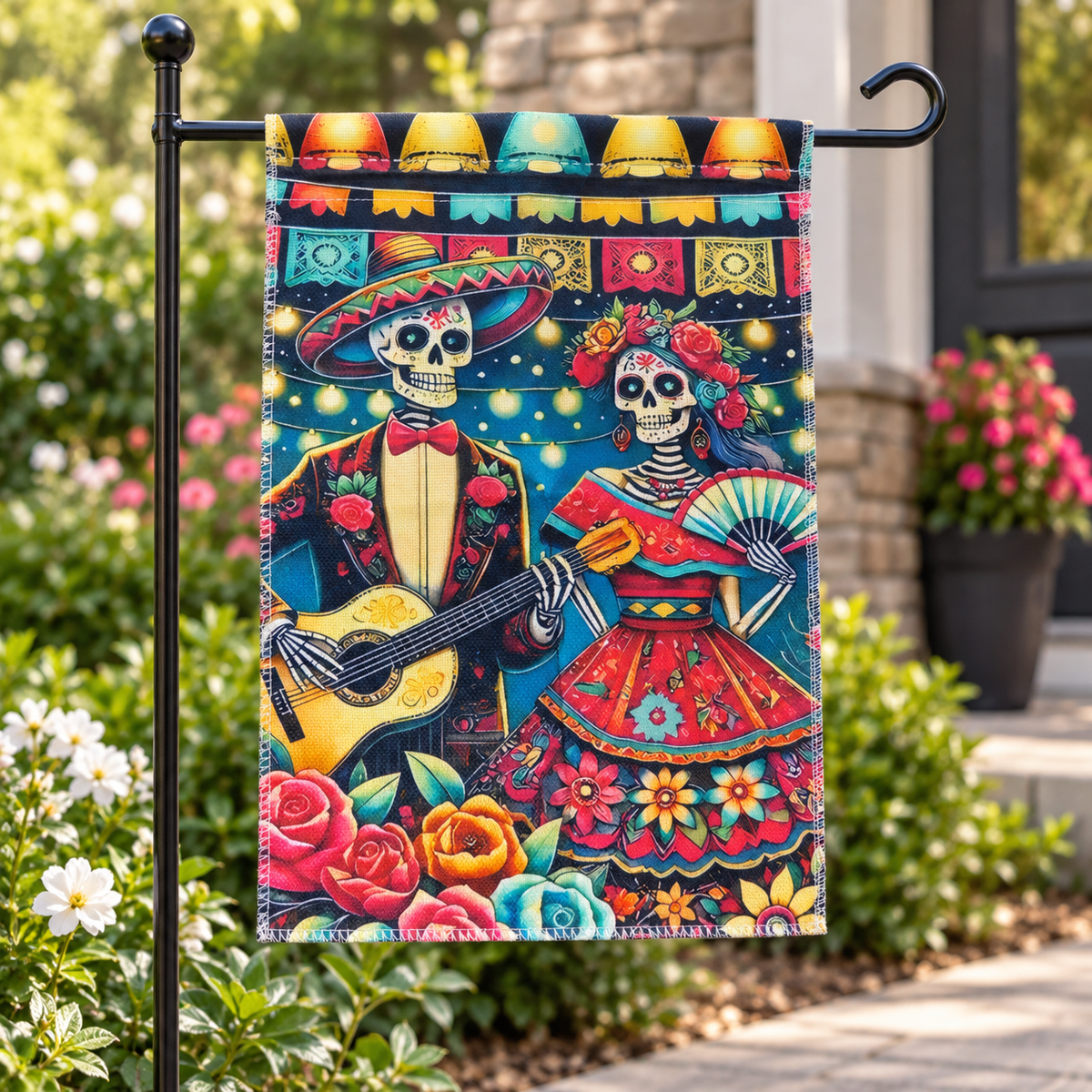 Día de los Muertos Skeleton Couple Garden Flag, 12 x 18 in