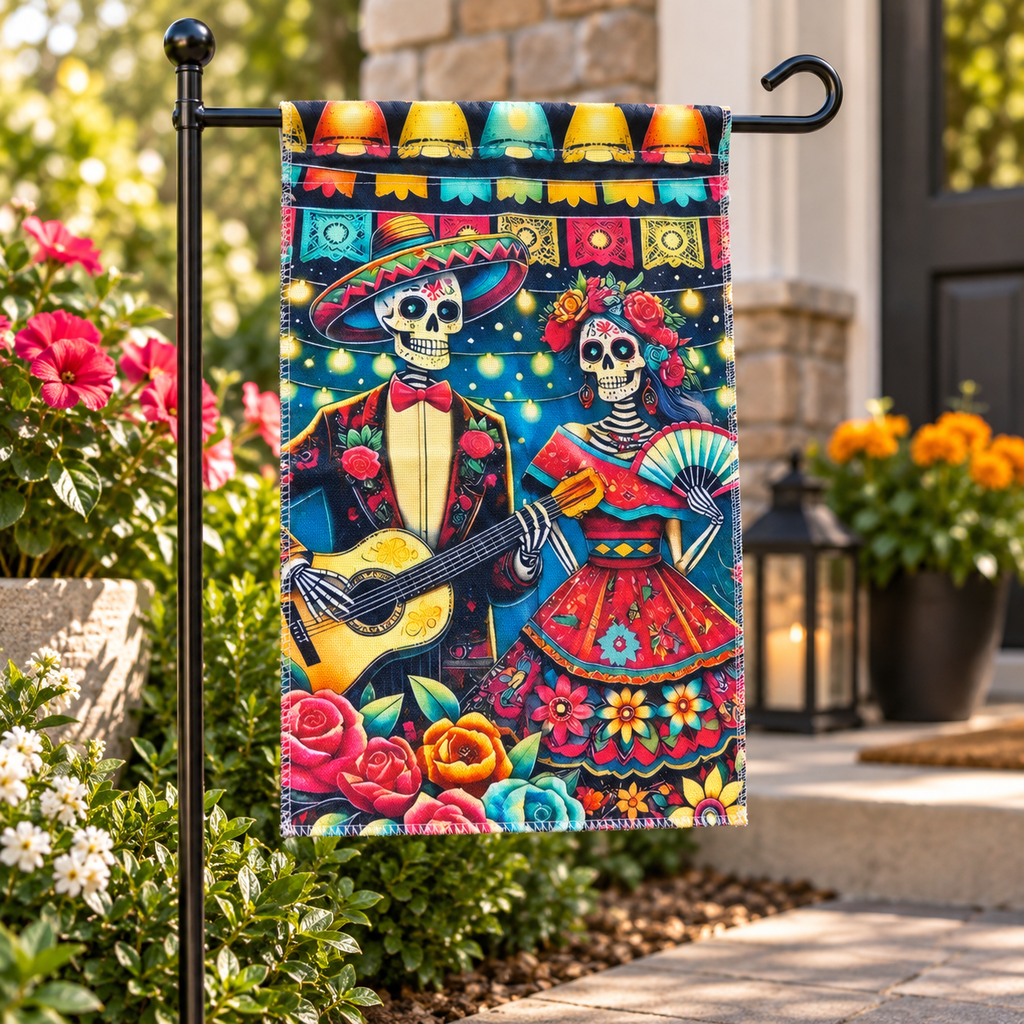 Día de los Muertos Skeleton Couple Garden Flag, 12 x 18 in