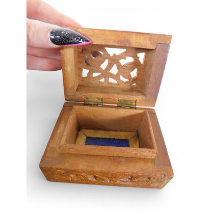 Hand Carved Wooden Trinket Box Pierced Lid Vintage Folk Art
