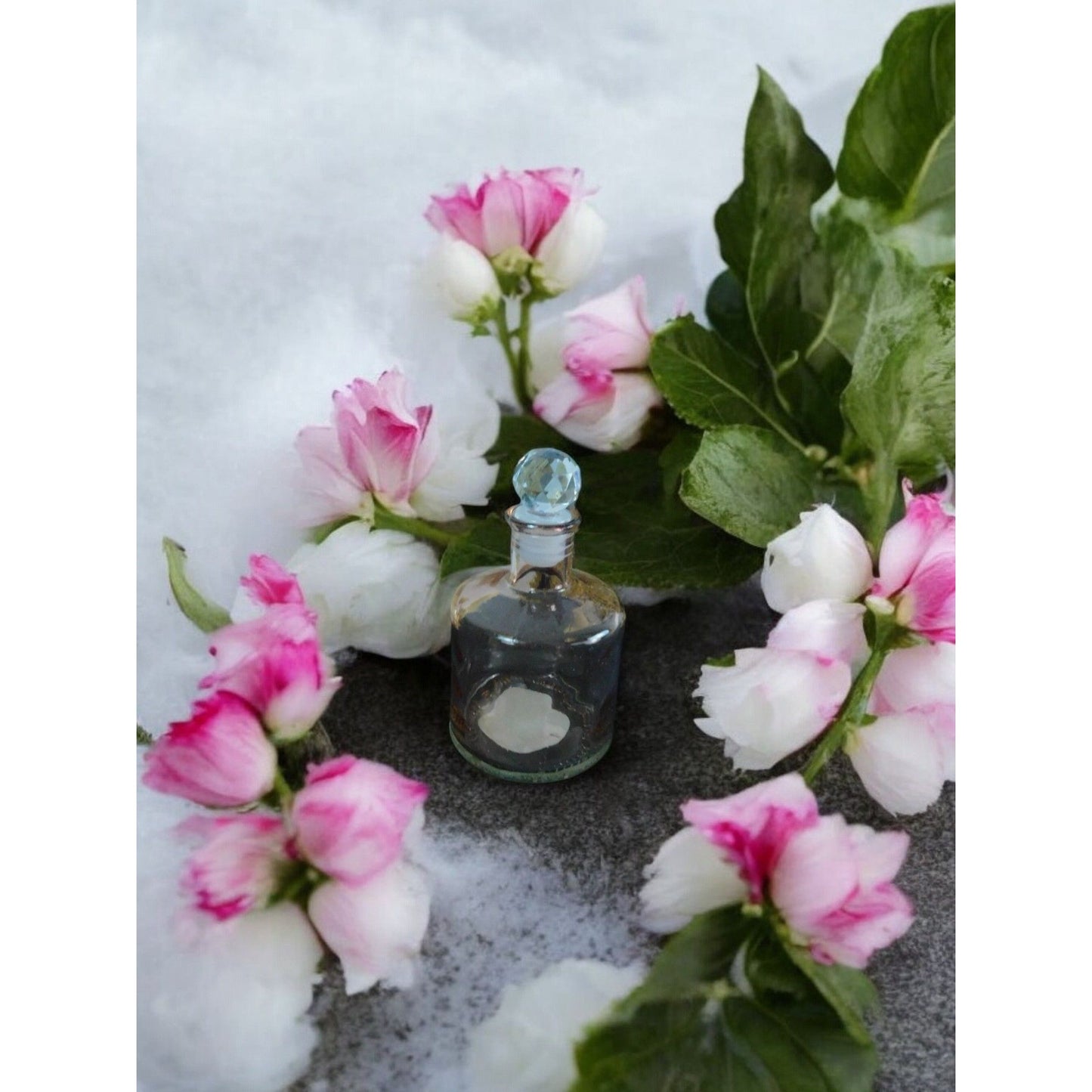Vintage Glass Perfume Bottle With Crystal Stopper & Elegant Etched Design