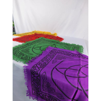 Triquetra Celtic Knot Altar Cloth Set Of 4 Witchcraft Wicca Pagan Rainbow Decor