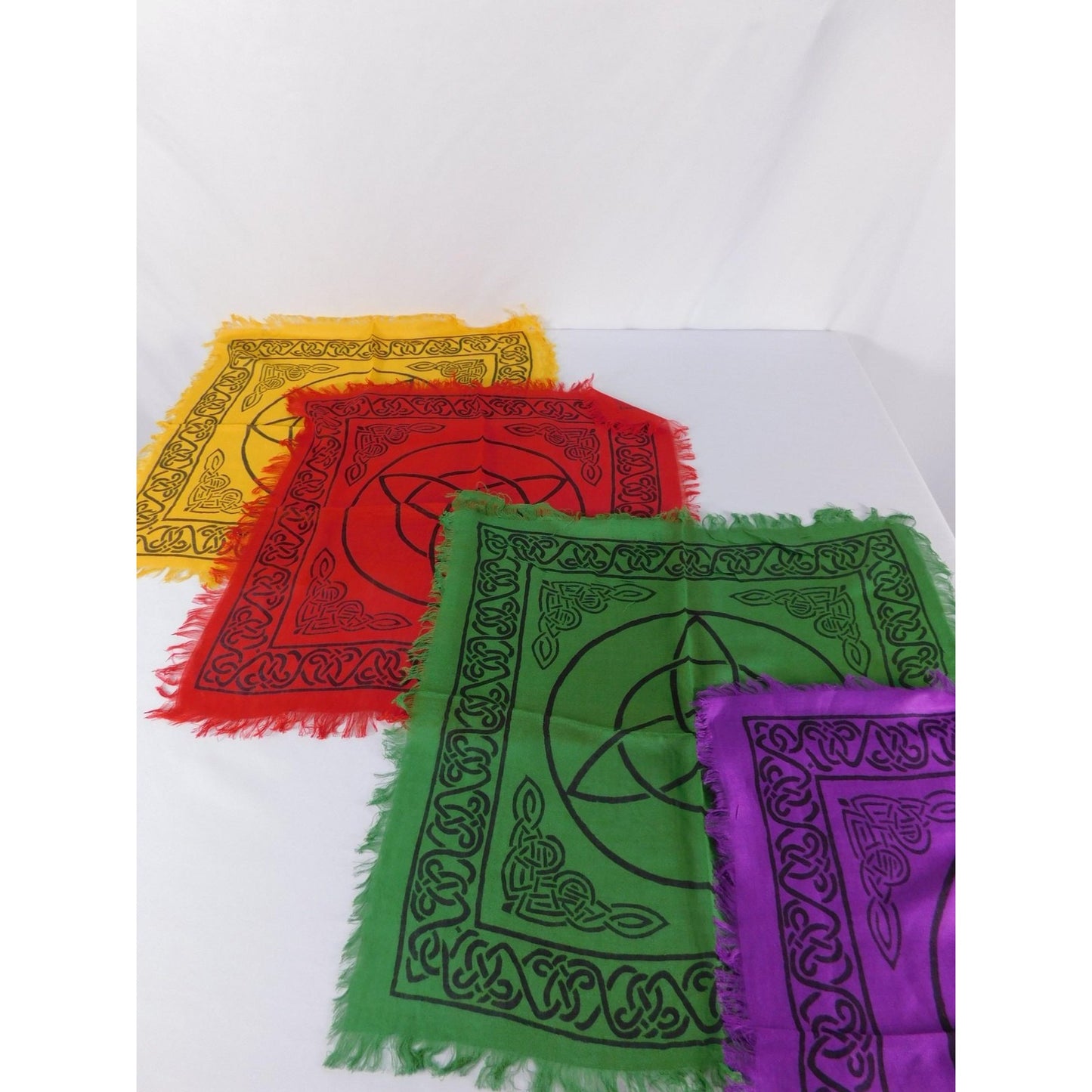 Triquetra Celtic Knot Altar Cloth Set Of 4 Witchcraft Wicca Pagan Rainbow Decor