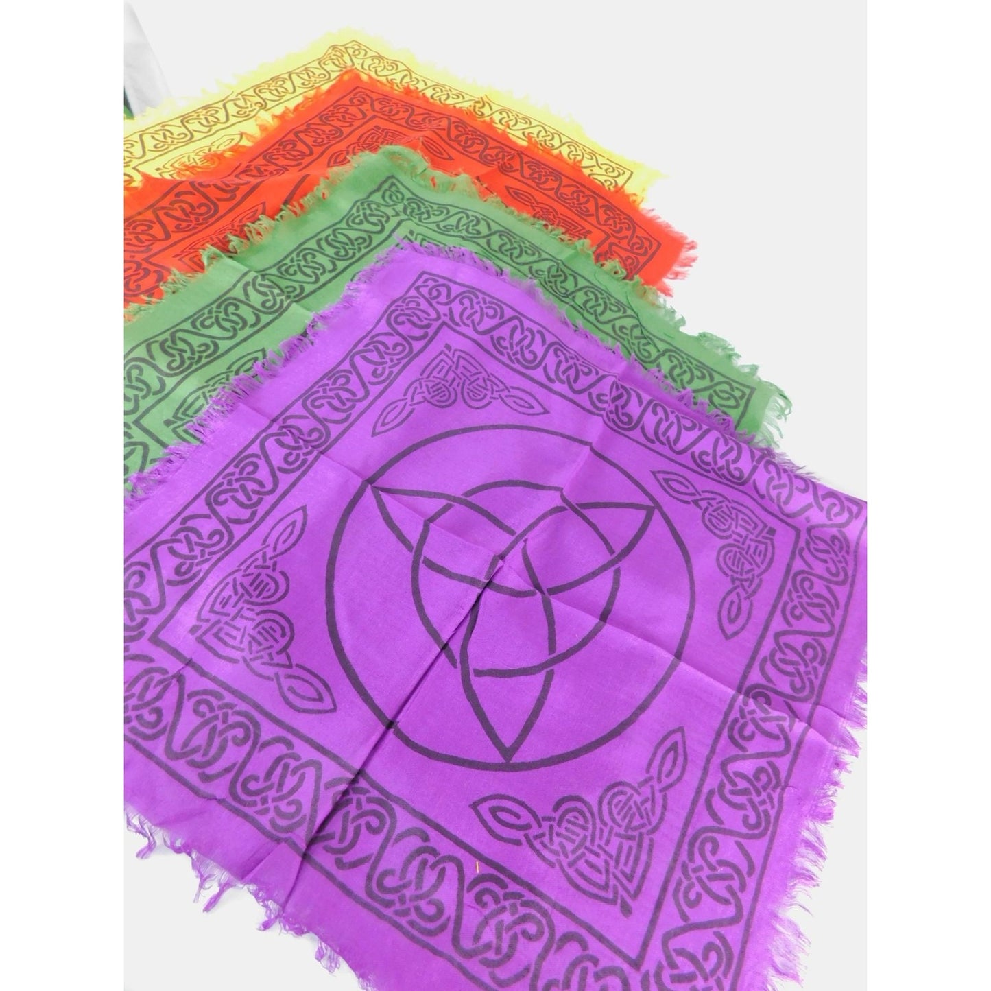 Triquetra Celtic Knot Altar Cloth Set Of 4 Witchcraft Wicca Pagan Rainbow Decor
