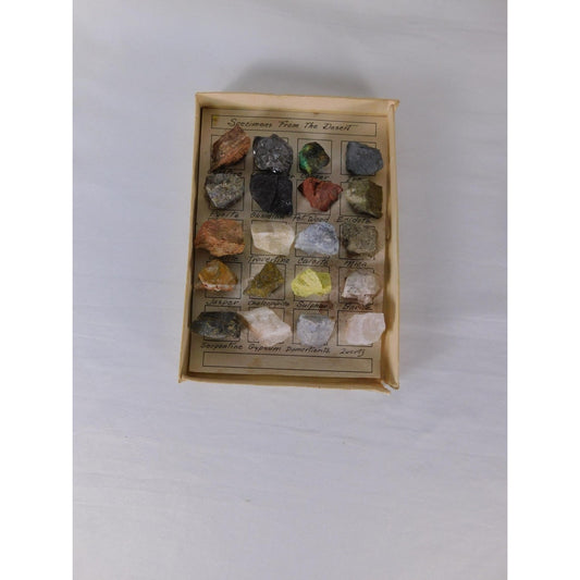 Vintage Specimens From The Desert Rock Mineral Kit 20 Piece Boxed Set Geology