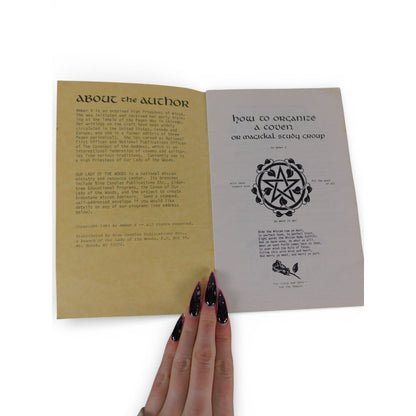 How to Organize a Coven Amber K Vintage Wicca Zine Booklet