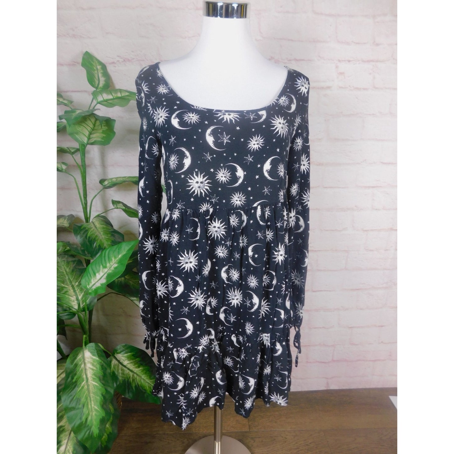 Hot Topic Celestial Sun Moon Babydoll Dress Gothic Witchy S