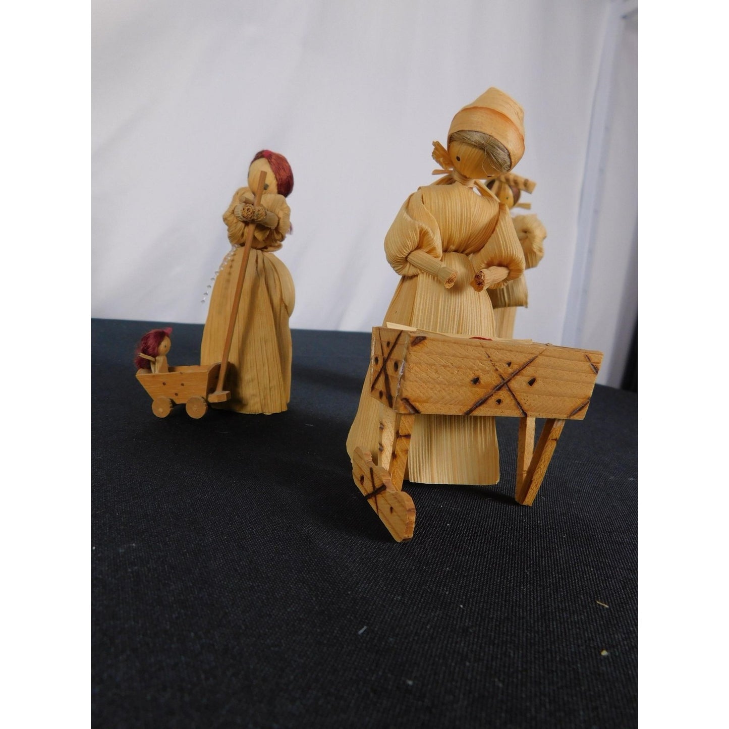 Corn Husk Pioneer Family Doll Set 5" Cradle Cart Folk