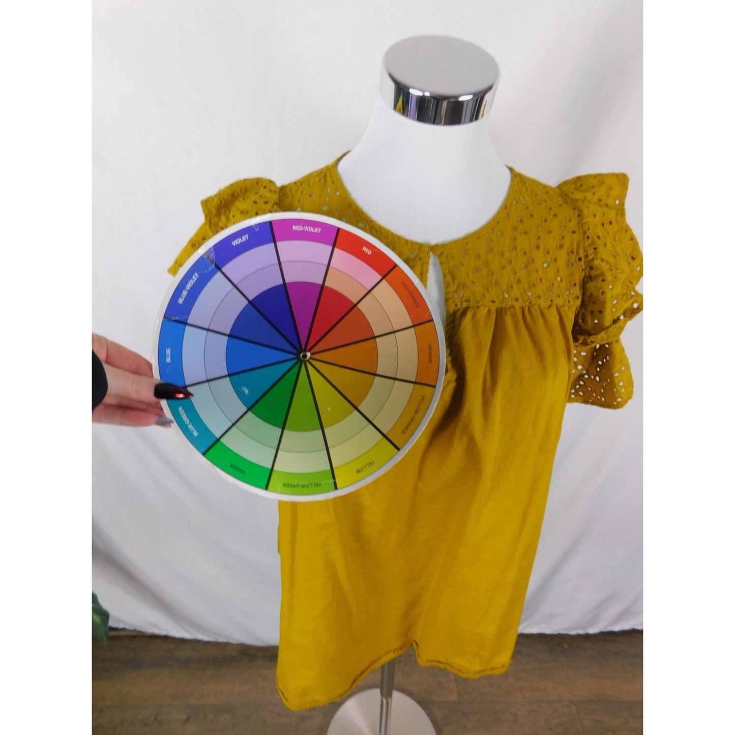 A New Day Mustard Eyelet Ruffle Sleeve Top Boho Witch M