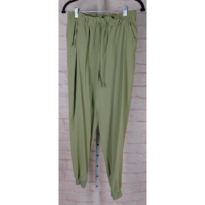 Lululemon Keep Moving Pant Size 8 High-Rise Sage Green with Pockets