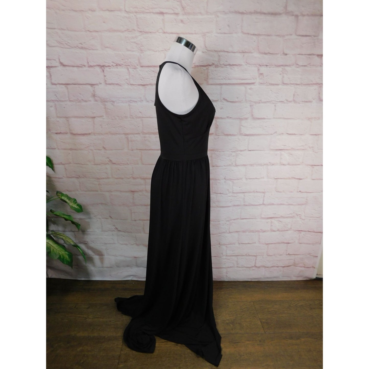 Michael Michael Kors XS Black Halter Gown Dress Keyhole Neckline NWT