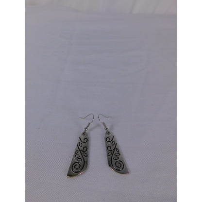 Boho Silver Tone Dangle Earrings Swirl Leaf Pattern Lightweight Retro Jewelry Gi