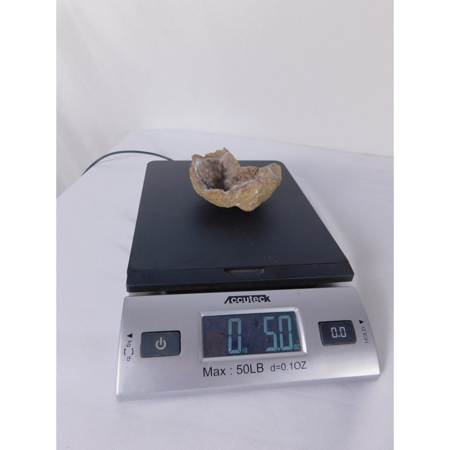 Natural Quartz Geode Half Druzy Crystal Cluster Witch Altar Decor Stone Specimen