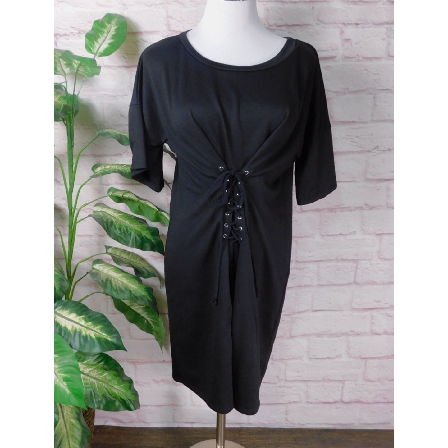 Potters Pot Lace-Up Midi Dress Sz Large Short Sleeve Black