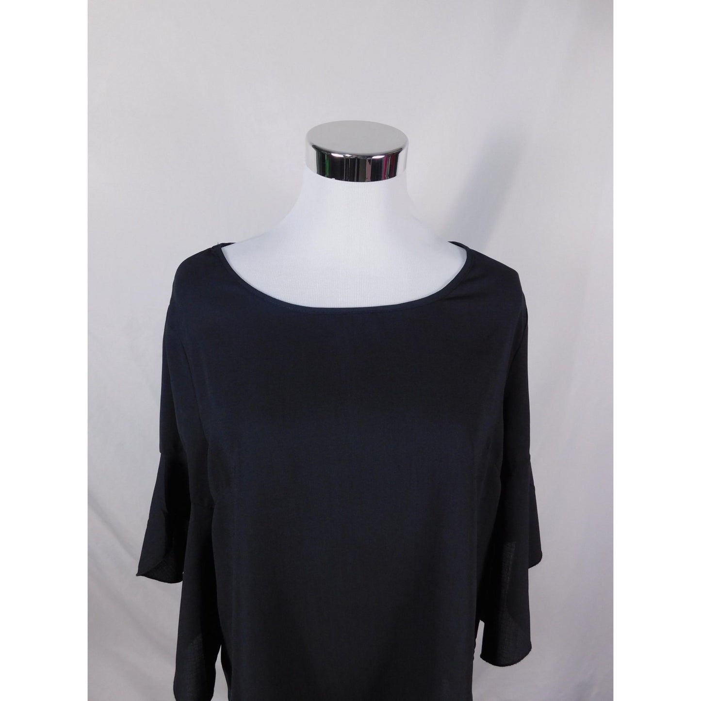 SHEIN Blk Bell Sleeve Blouse XL - Ruffle Scoop - Excellent - Witchcore Ethereal