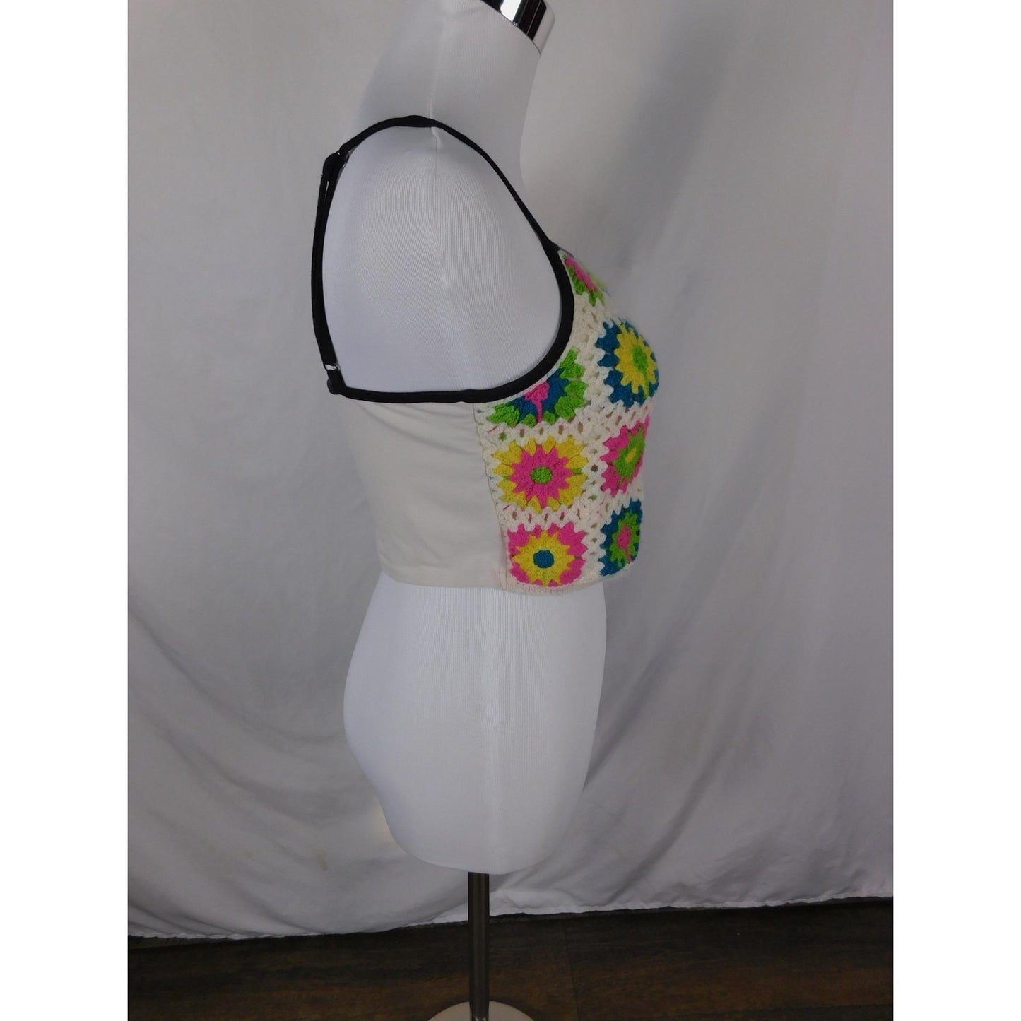 Crochet Granny Square Crop Top S - Neon White Boho - Excellent