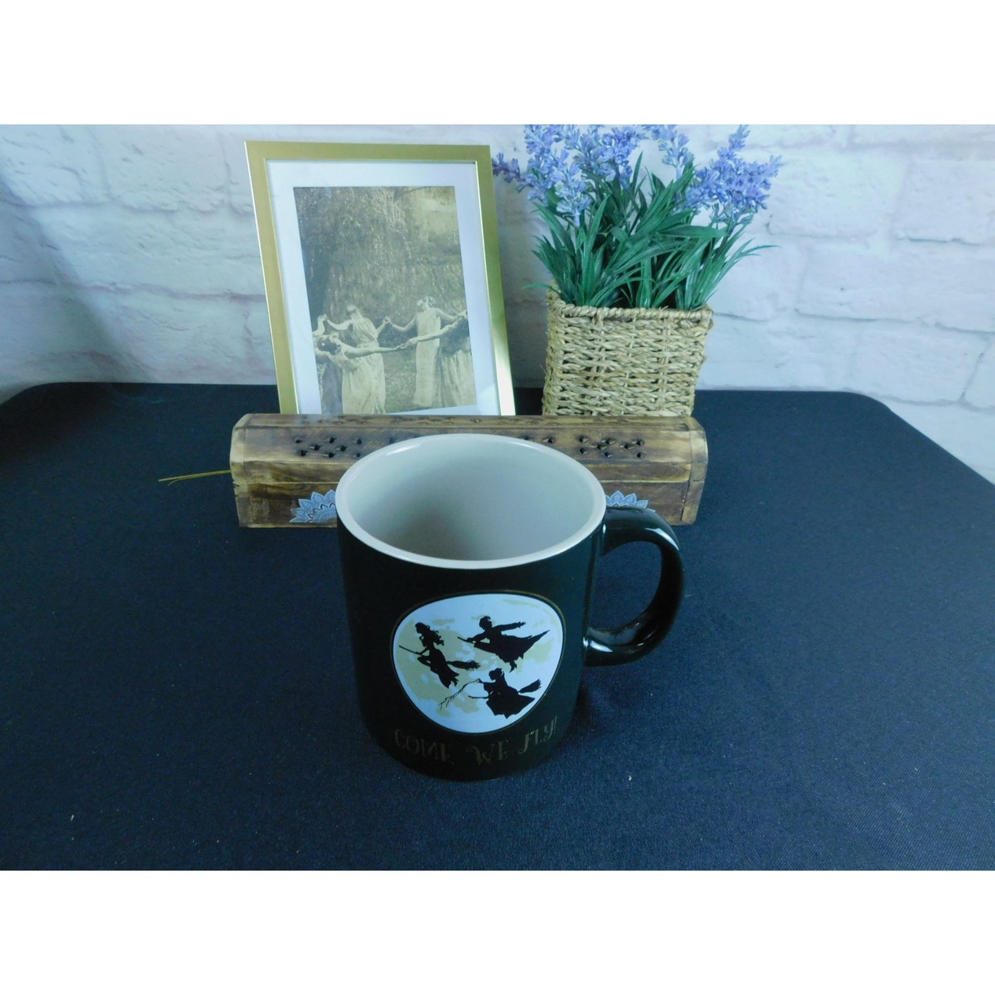 Come We Fly Disney Hocus Pocus Witch Silhouette Mug Black Coffee Tea
