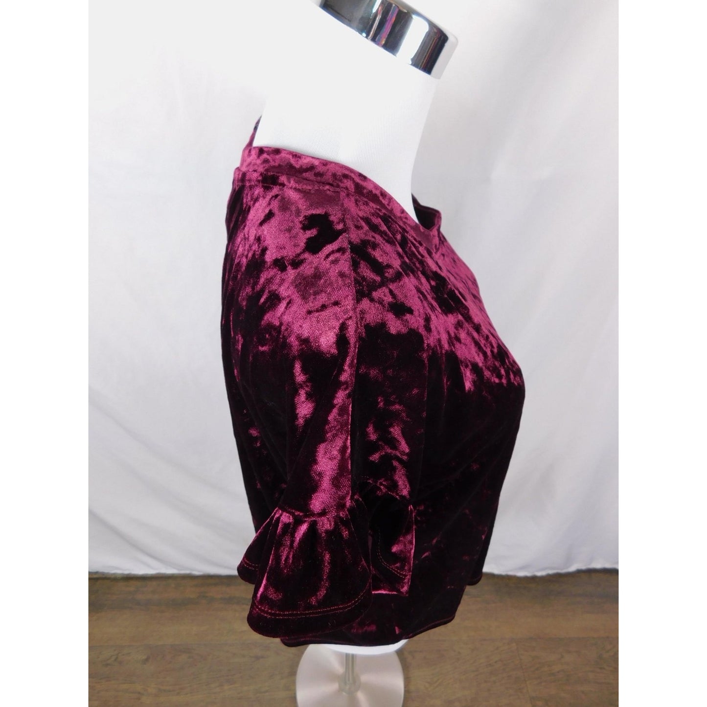 Altar'd State Shirt Womens Small Burgundy Crushed Velvet Short Ruffle Sleeve Top